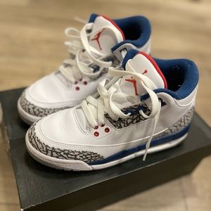 Air Jordan Retro 4 True Blue